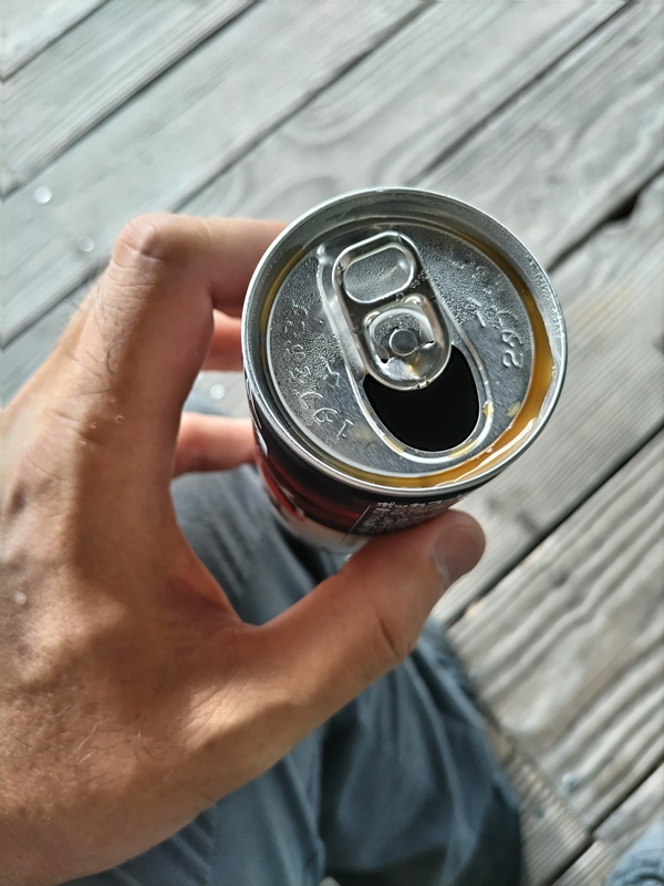 元ニートが勤務前に飲みほした缶コーヒー