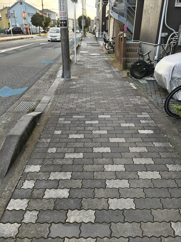 元ニート引籠りが朝に見ていた茅ケ崎の歩道