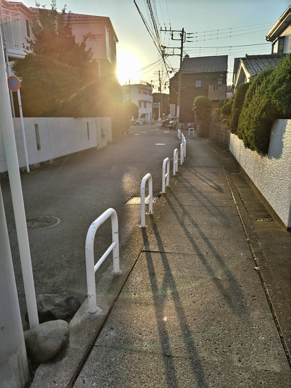 元ニート引籠りだった齋藤健一が朝の出勤路で見た輝く太陽