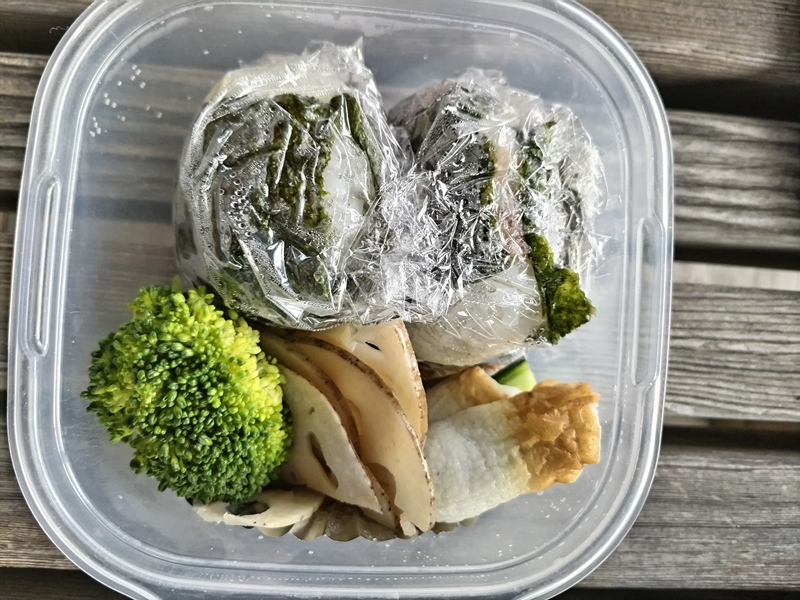 引籠りニートだった齋藤健一が早朝に食べていたブロッコリーが入った弁当