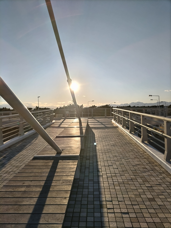 元ニート引籠りだったセル齋藤が眺めていた黄金色に輝く夕陽