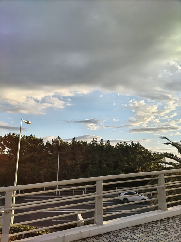 元ニート引籠りのセル齋藤が見ていた夕方の空