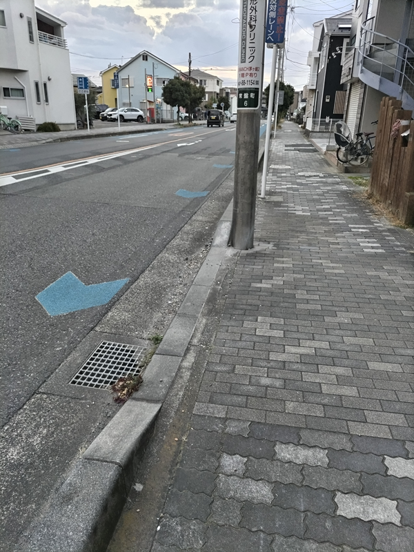 元ニート引籠りのセル齋藤が眺めていた12月の茅ケ崎のとある道路