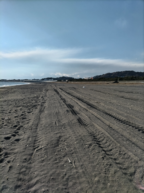 引籠りニートだったセル齋藤が見ていた整地された砂地【大磯の砂浜】