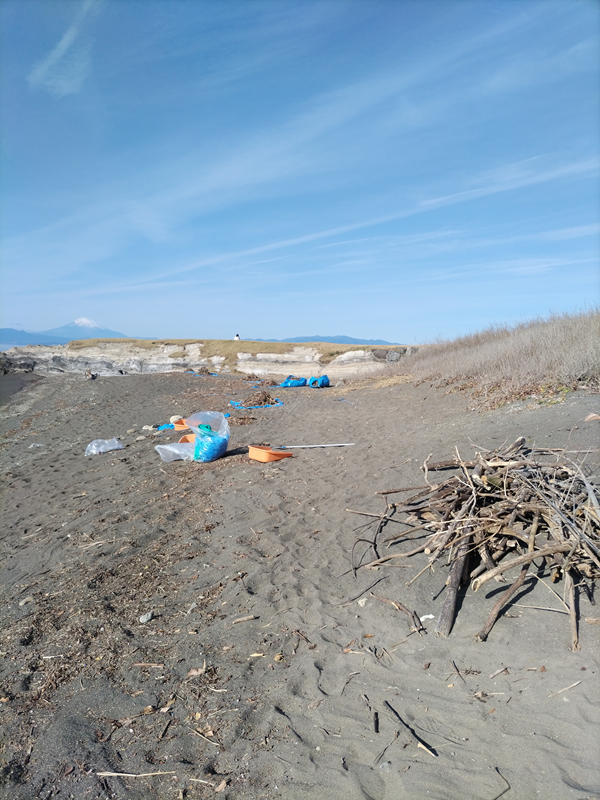 元ニートのセル齋藤が海岸清掃で使っていた道具類