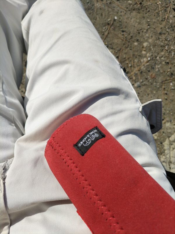 引籠りだったセル齋藤が腰に装着していた赤いペットボトル入れ